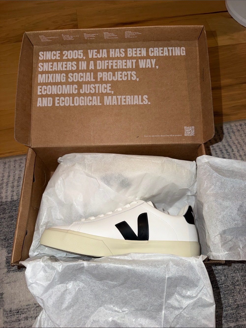 Veja Women White Leather Sneakers with Black V Logo